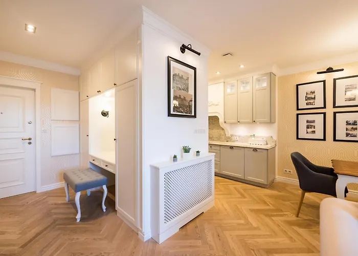 Apartment Lovely In The Heart Of By Bookinghost Warsaw