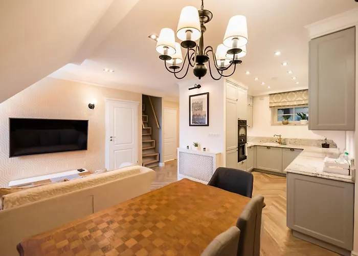 Lovely In The Heart Of By Bookinghost Апартаменты Варшава