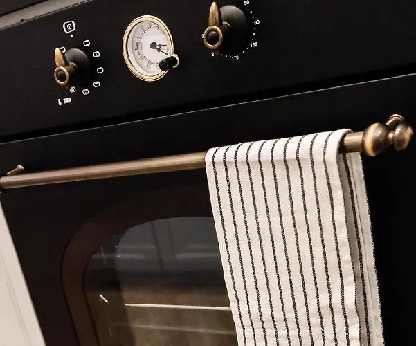 Lovely In The Heart Of By Bookinghost Апартаменты *